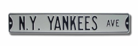 unknown NY YANKEES AVE gray Street Sign