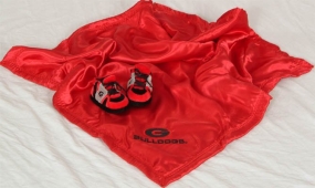 Georgia Bulldogs Baby Blanket and Slippers